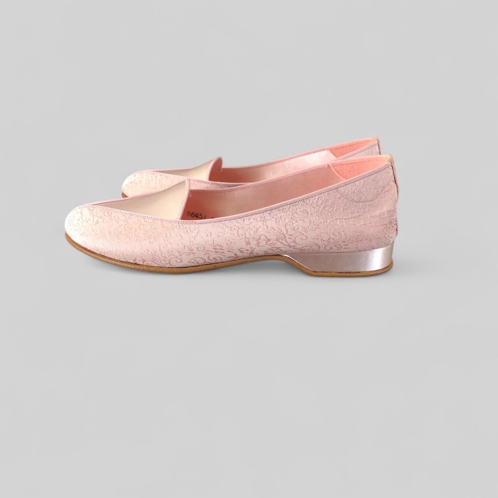 Used slippers - Picture 3 of 5
